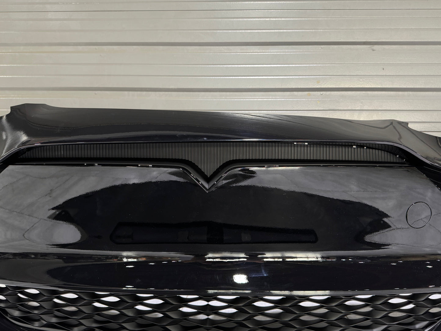 Tesla Model Y / Performance 2021-ON with Aftermarket Parts - Loong Flames Max Front Bumper PP from Yofer.co