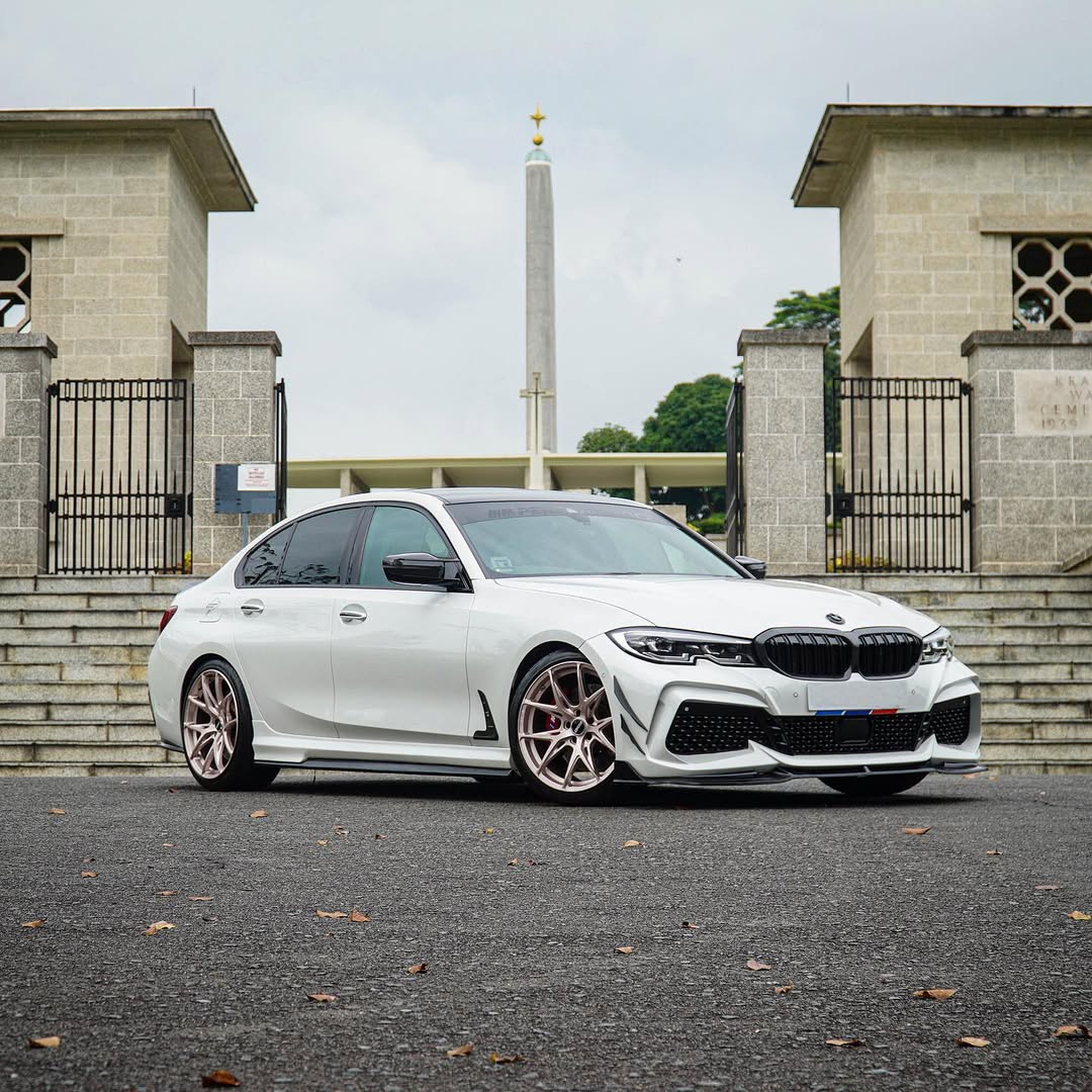 BMW 3 Series M340i 330i G20 G21 Pre-LCI 2019 2010 2021 2022 with Aftermarket Parts - Front Bumper & Lip PP from Yofer.co