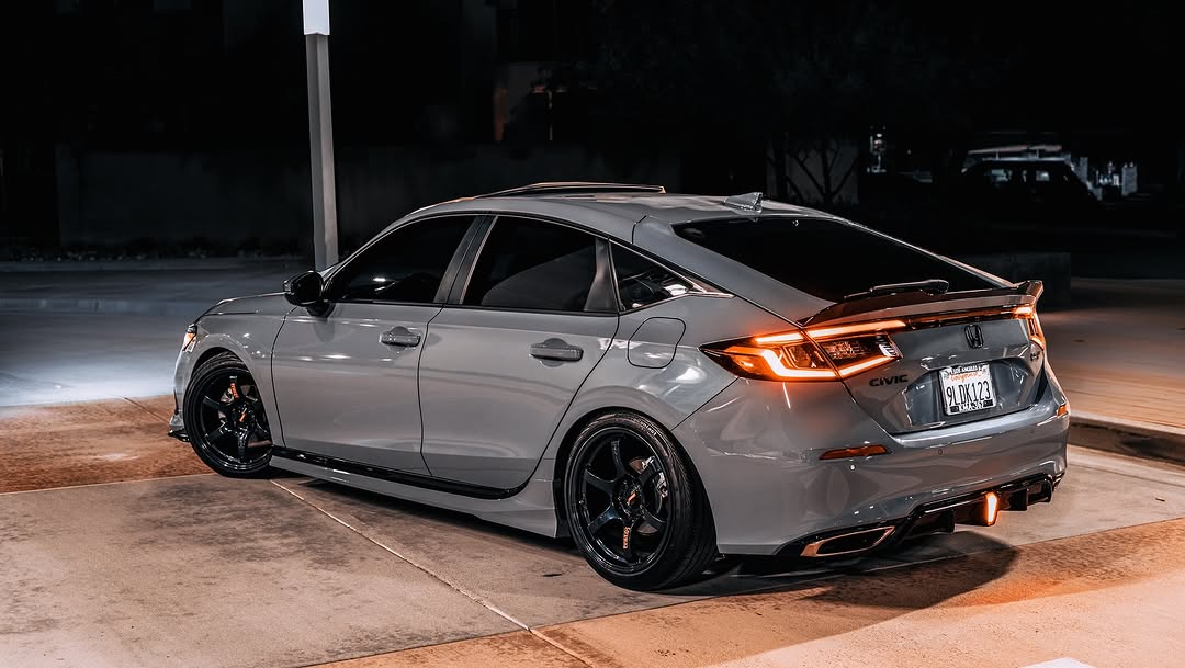Honda Civic 11th Gen FL1 FL2 FL4 2022-ON with Aftermarket Parts - Rear Diffuser PP from Yofer.co