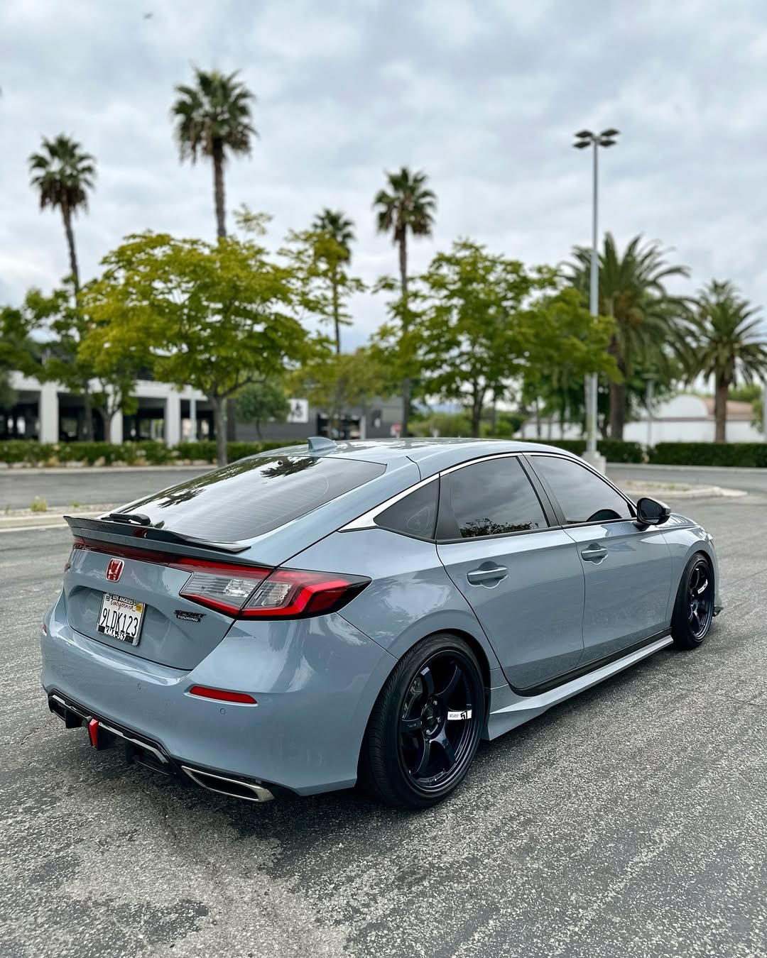 Honda Civic 11th Gen FE1 FE2 FE4 2022-ON & Civic 11th Gen FL1 FL2 FL4 2022-ON with Aftermarket Parts - Side Skirts PP from Yofer.co