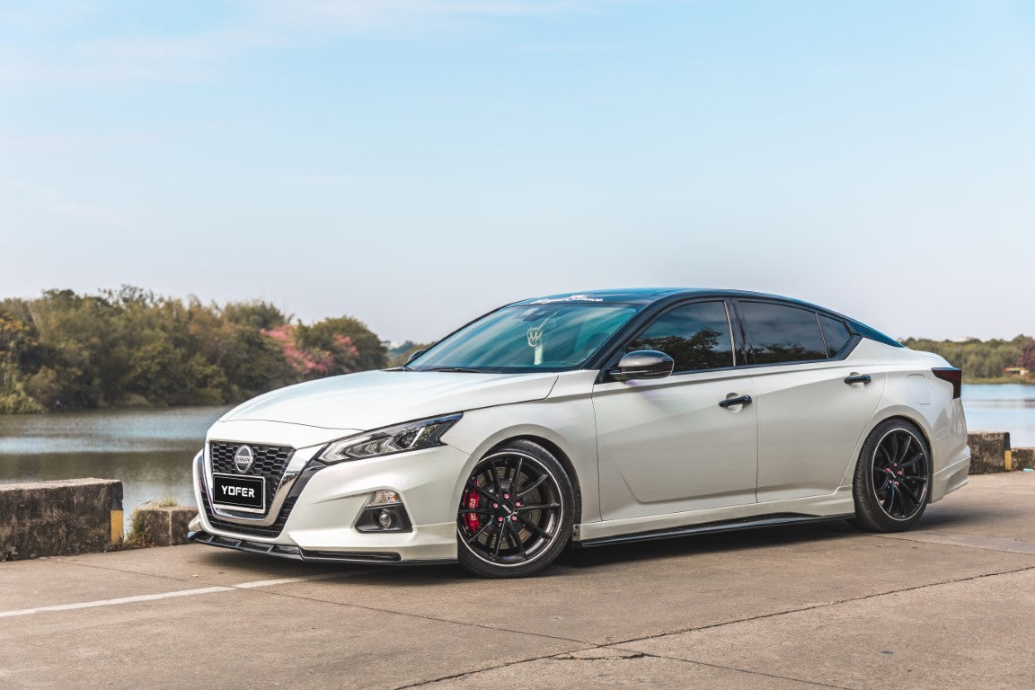 Nissan Altima L34 2019-2022 with Aftermarket Parts - Front Lip Splitter PP from Yofer.co
