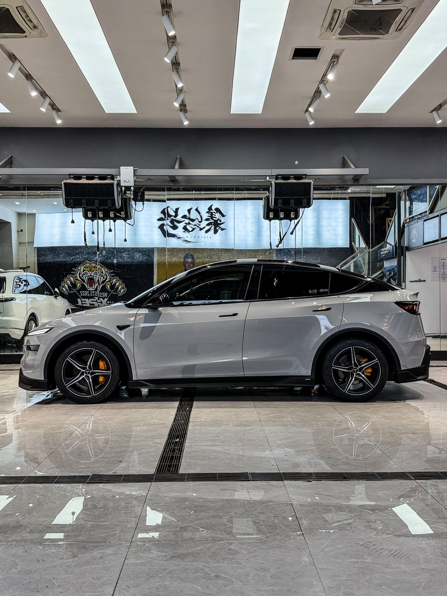 Tesla Model Y Juniper 2026-ON with Aftermarket Parts - Loong Flames Side Skirts PP Polypropylene from Yofer.co