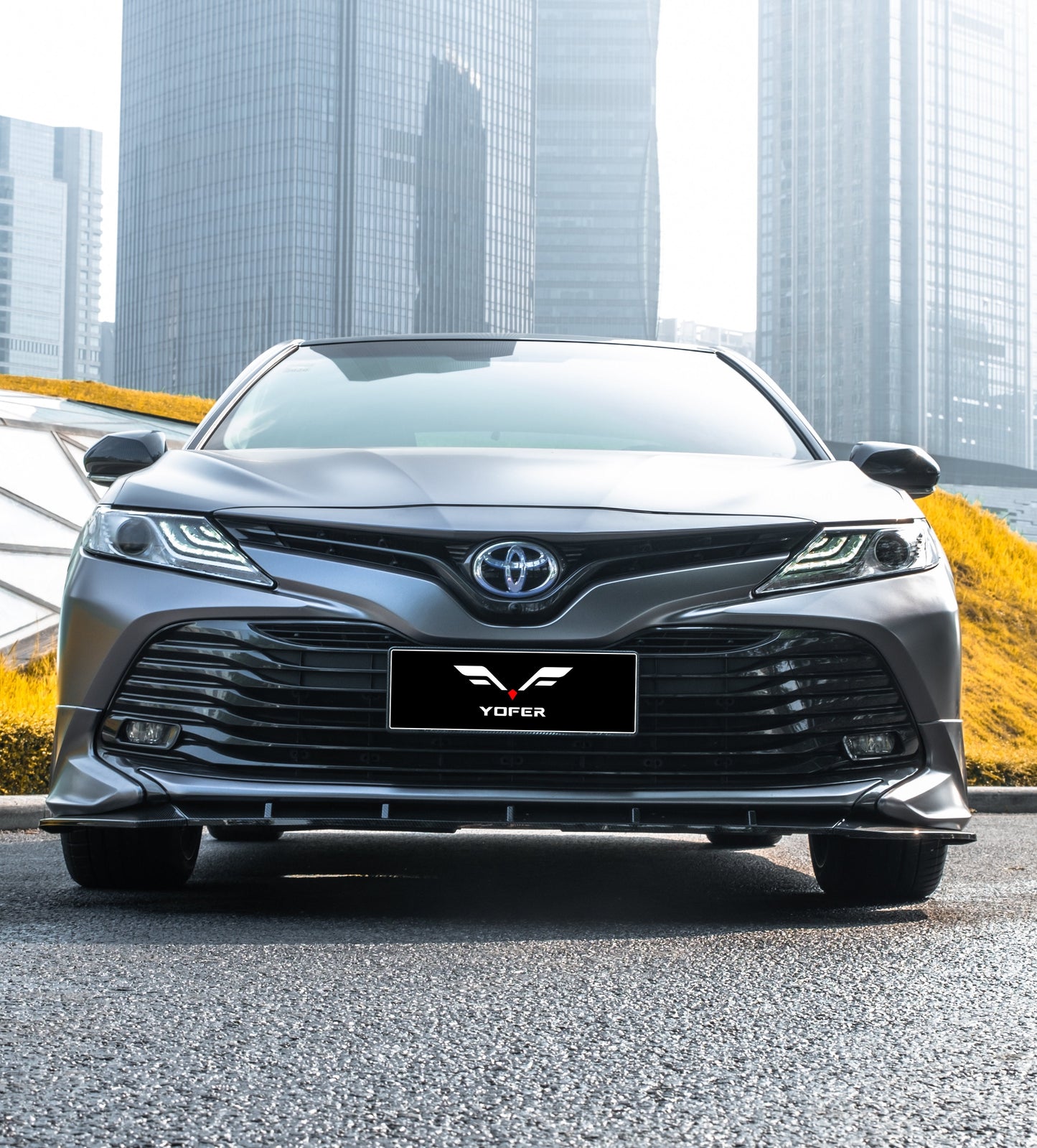 Toyota Camry 8th Gen XV70 LE XLE 2018-2020 with Aftermarket Parts - Front Lip & Side Spliters PP from Yofer.co