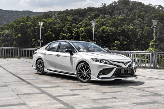 Toyota Camry 8th Gen XV70 SE XSE 2021-2024 with Aftermarket Parts - Front Lip Splitter PP from Yofer.co