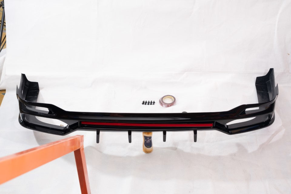 Toyota Avalon 5th Gen XX50 2019-2022 with Aftermarket Parts - Rear Diffuser & Canards PP from Yofer.co