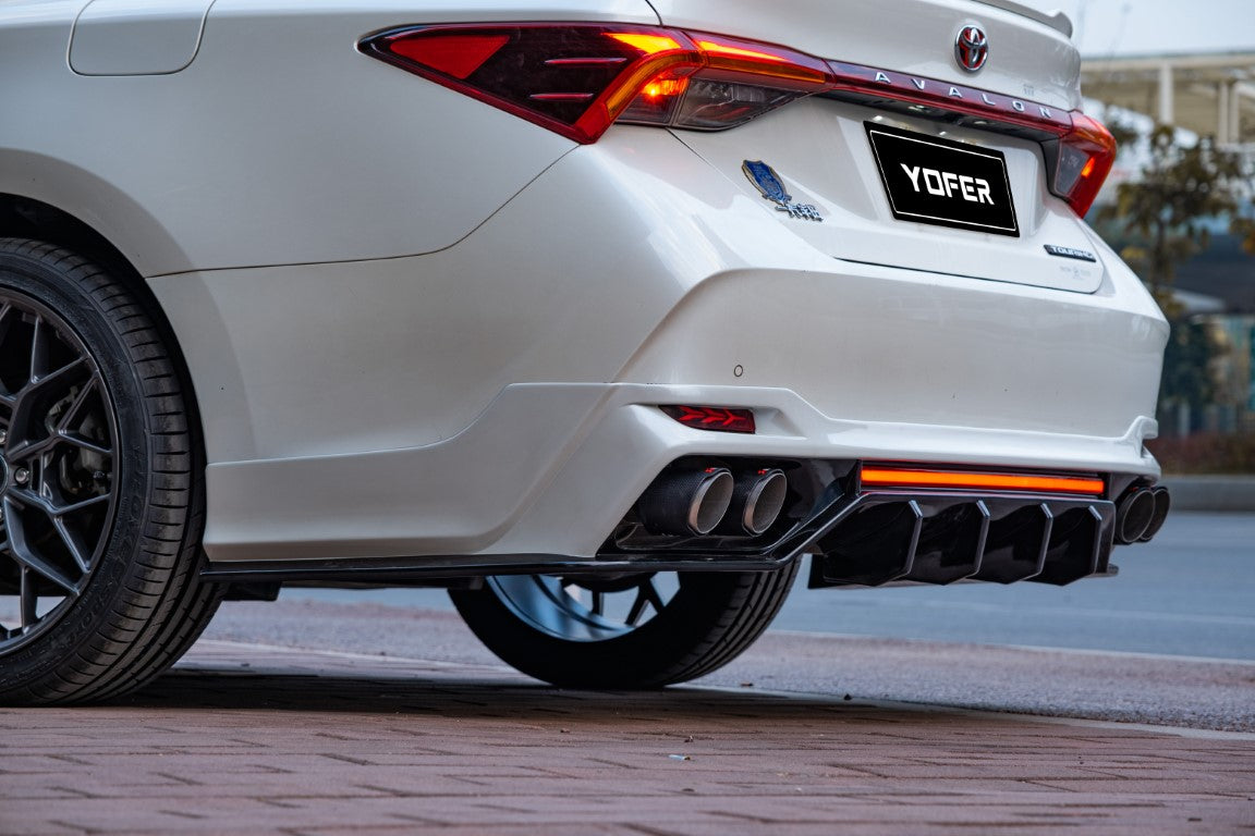 Toyota Avalon 5th Gen XX50 2019-2022 with Aftermarket Parts - Rear Diffuser & Canards PP from Yofer.co