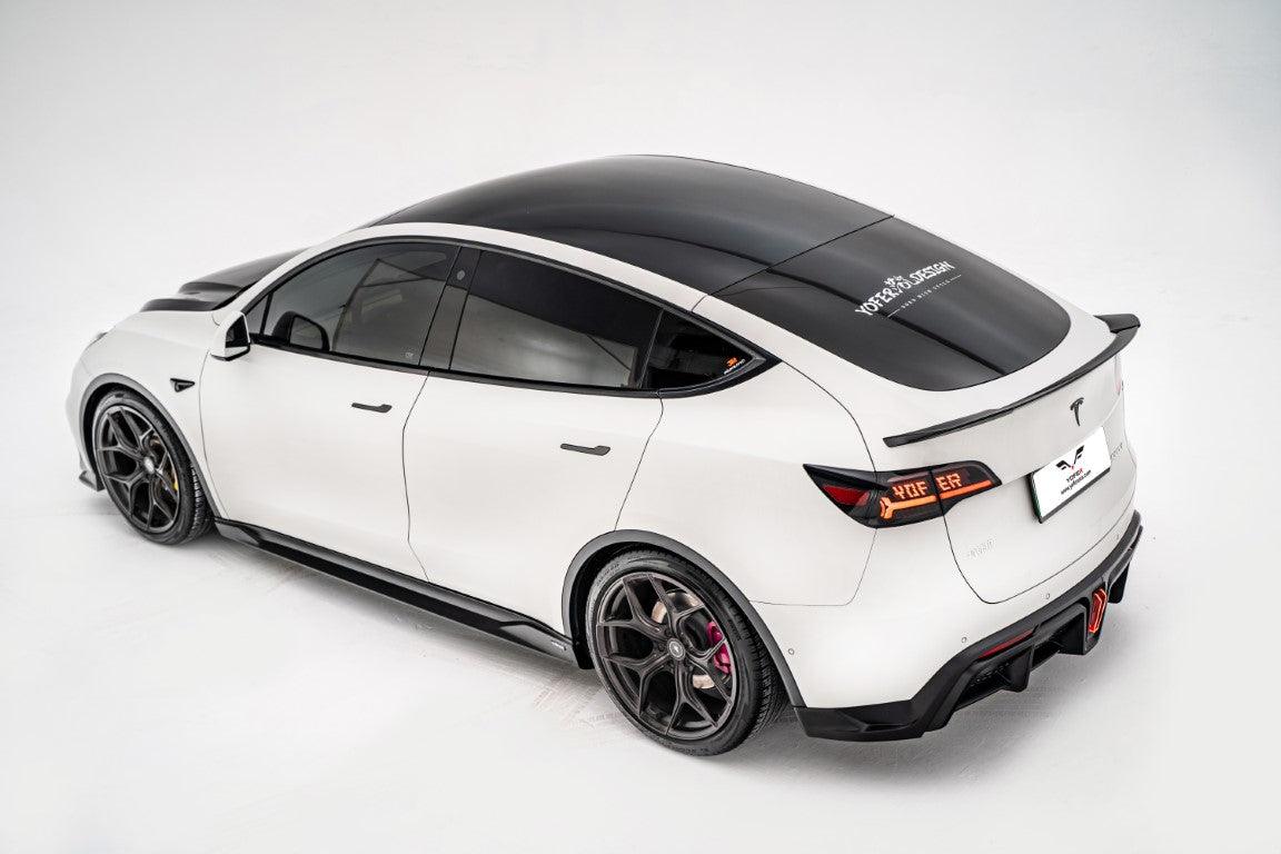 Tesla Model Y / Performance 2021-ON with Aftermarket Parts - Loong Flames Max Side Skirts PP from Yofer.co