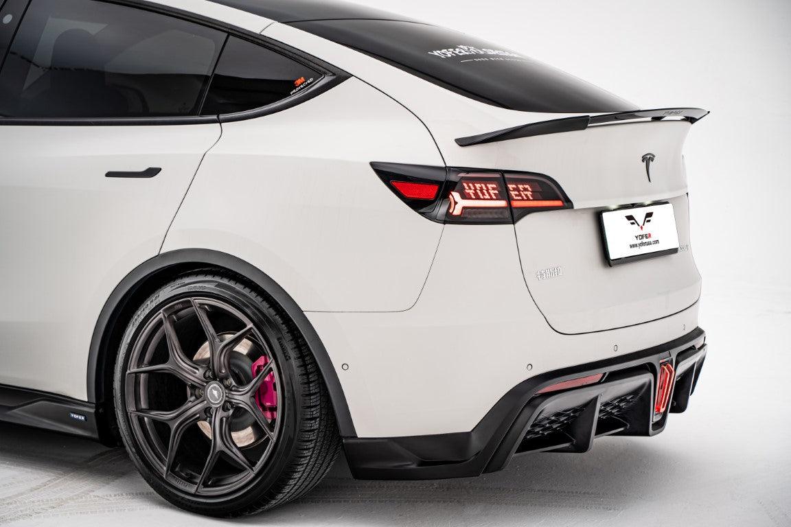 Tesla Model Y / Performance 2021-ON with Aftermarket Parts - Loong Flames Max Rear Diffuser PP from Yofer.co