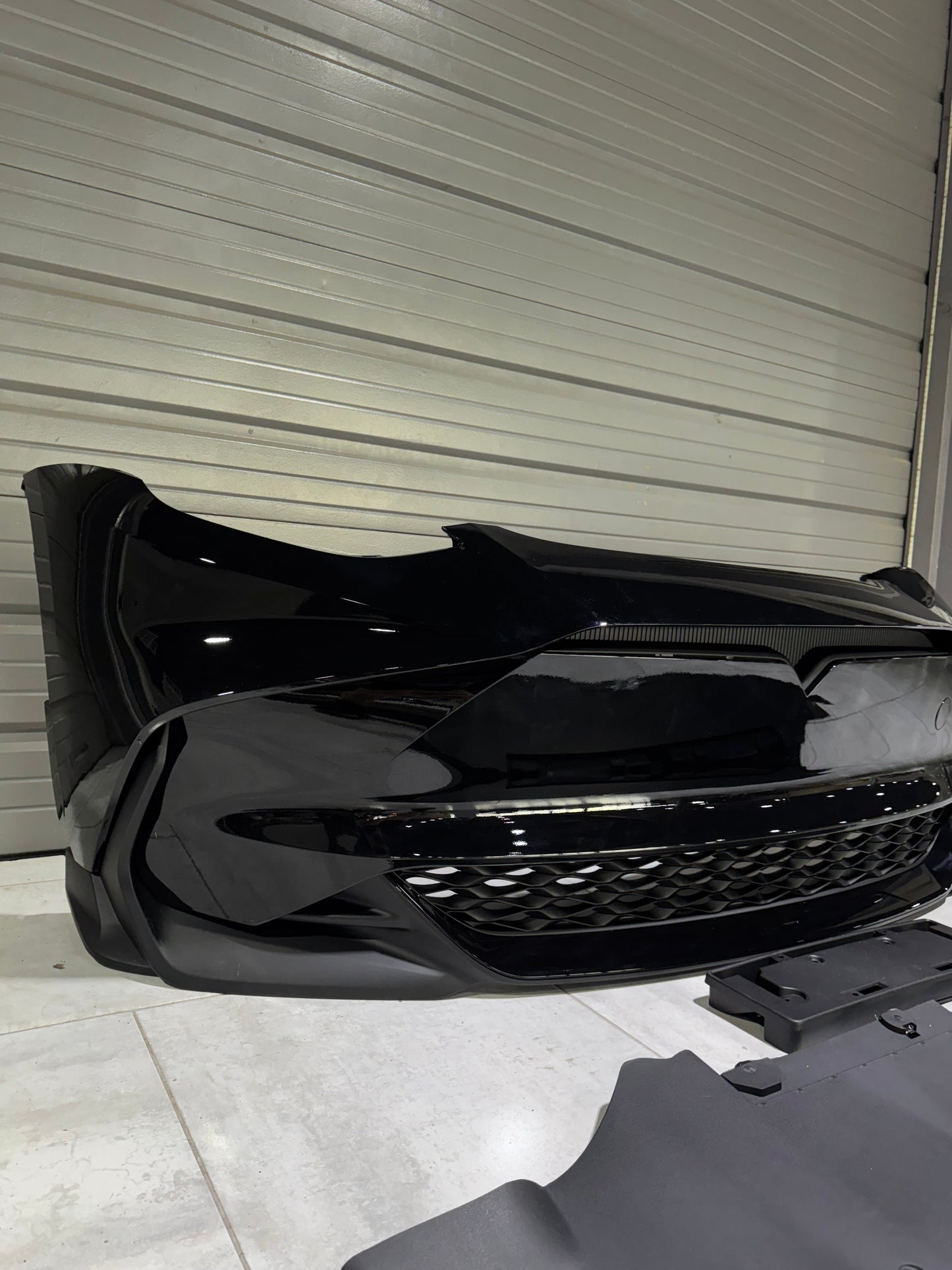 Tesla Model Y / Performance 2021-ON with Aftermarket Parts - Loong Flames Max Front Bumper PP from Yofer.co