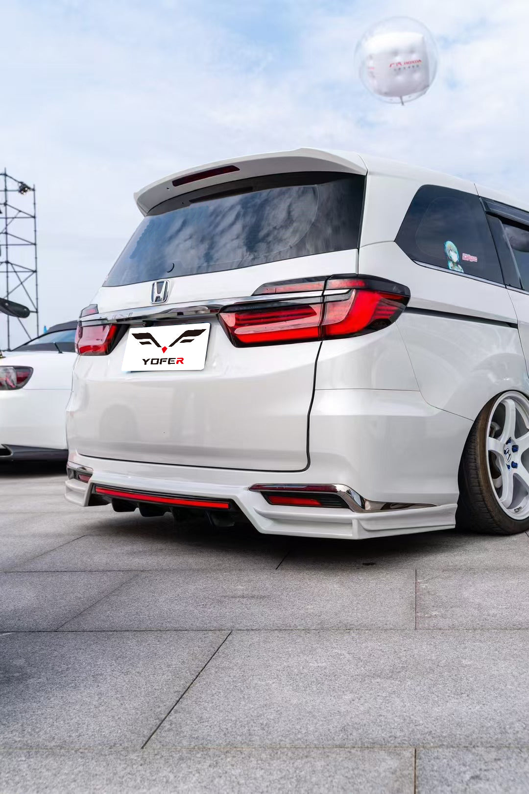 Honda Odyssey EX/EX-L/LX/Sport/Touring/Elite 2021-2024 with Aftermarket Parts - Rear Diffuser PP from Yofer.co