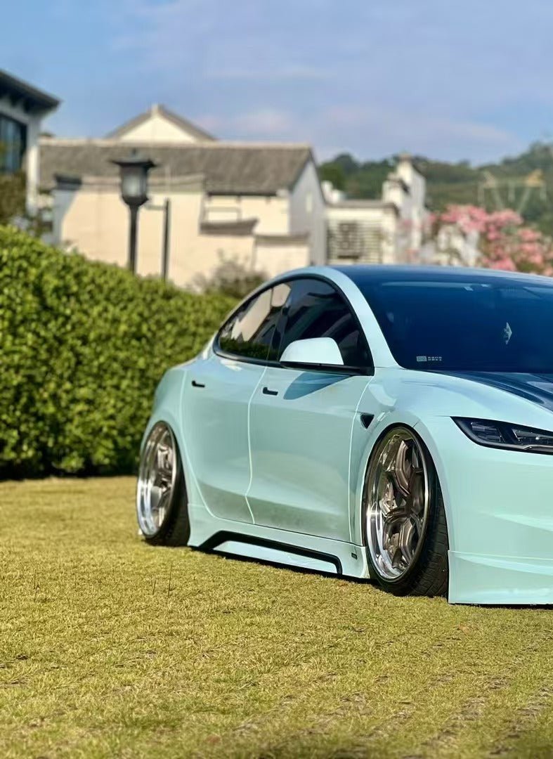 Tesla Model 3 Highland / Performance 2024 with Aftermarket Parts - Side Skirts ABS+PP from Yofer.co