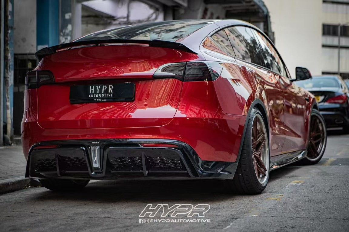 Tesla Model Y / Performance 2021-ON with Aftermarket Parts - Loong Flames Max Rear Diffuser PP from Yofer.co