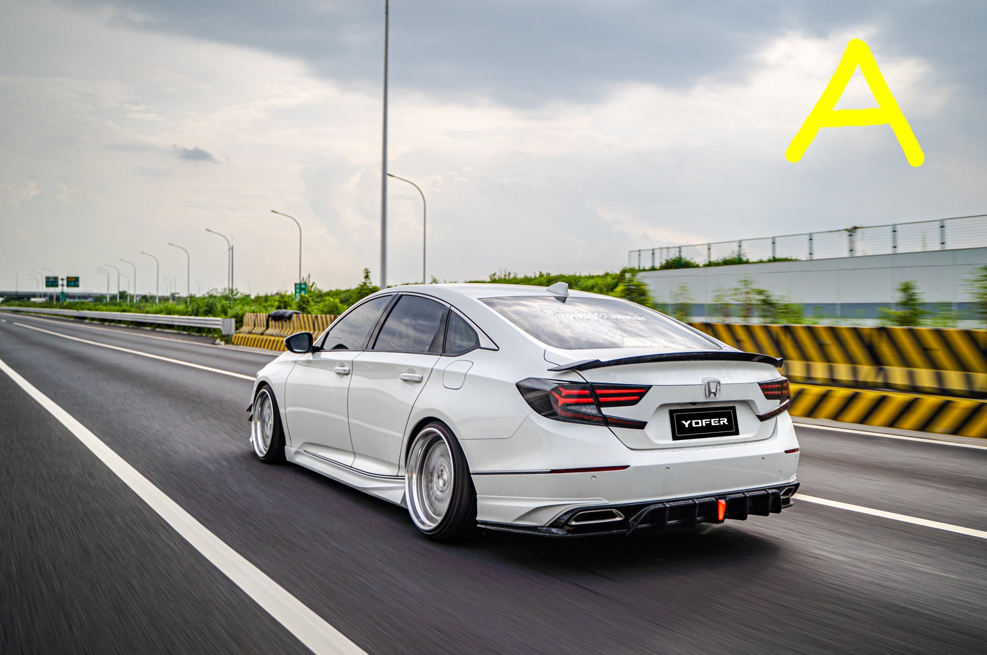 Honda Accord 10th 10.5th Gen 2018-2022 with Aftermarket Parts - V2 Style Rear Diffuser & Rear Canards PP from Yofer.co
