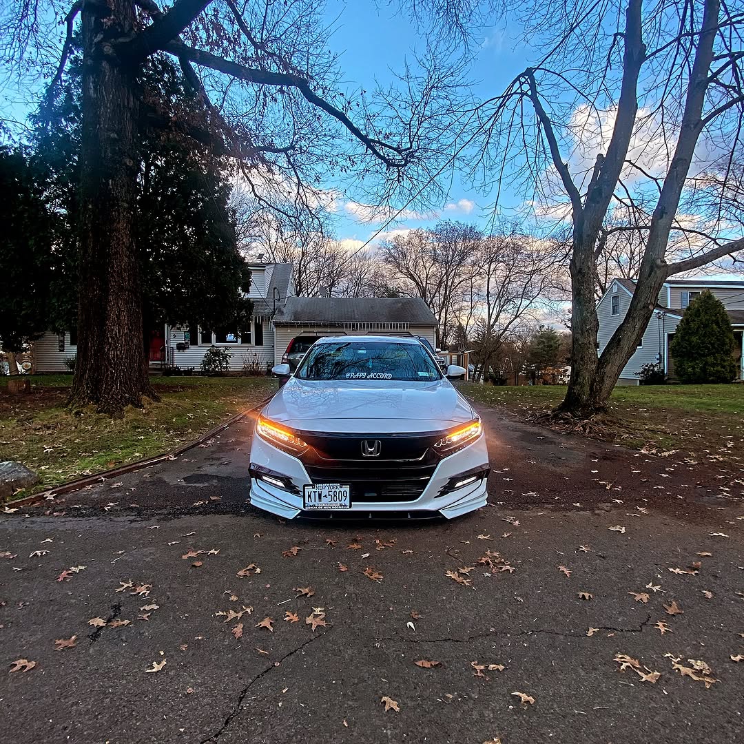 Honda Accord 10th Gen Pre-facelift 2018-2020 with Aftermarket Parts - Front Lip PP from Yofer.co
