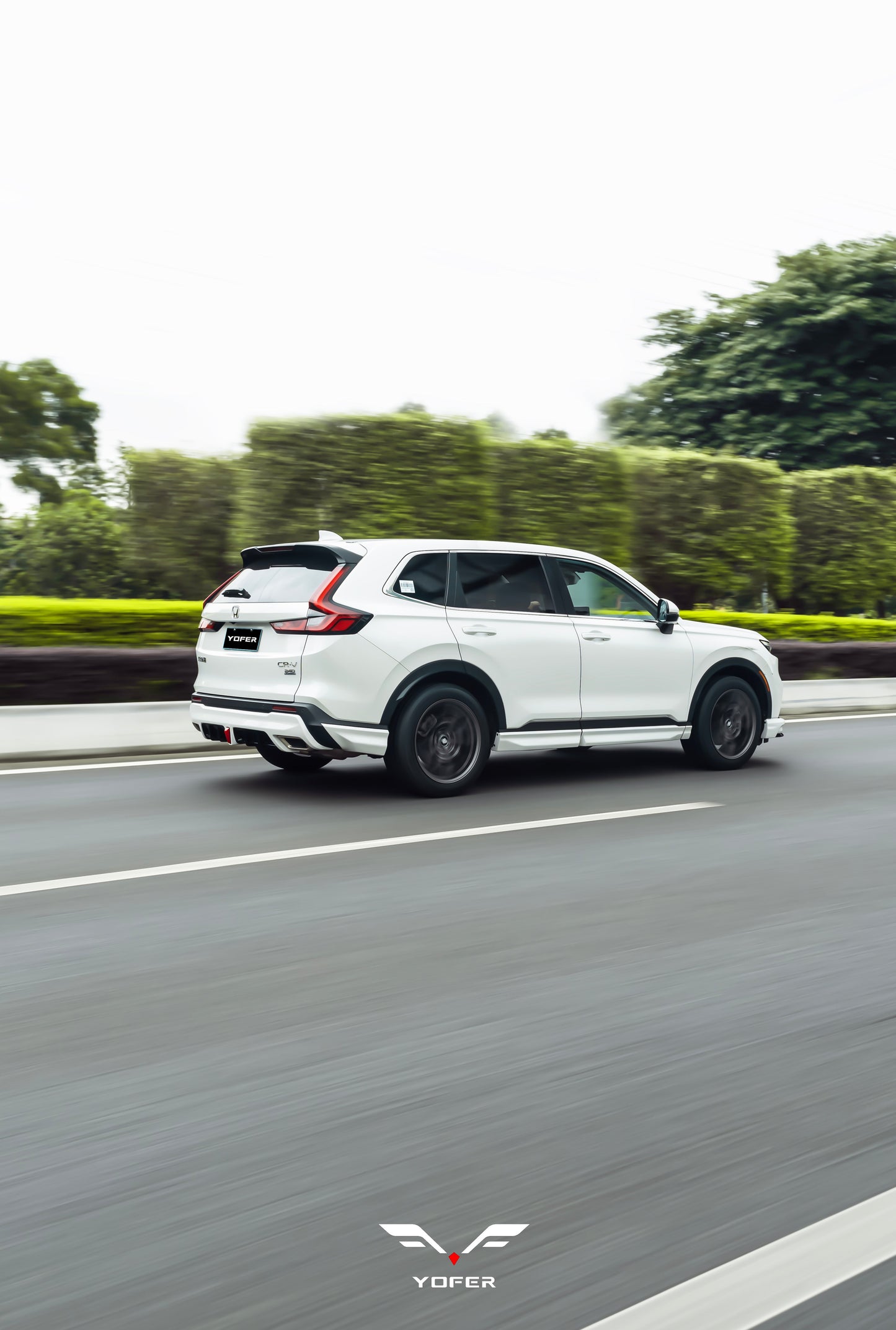 Honda CR-V 6th Gen 2023 2024 with Aftermarket Parts - Rear Canards & Diffuser PP from Yofer.co
