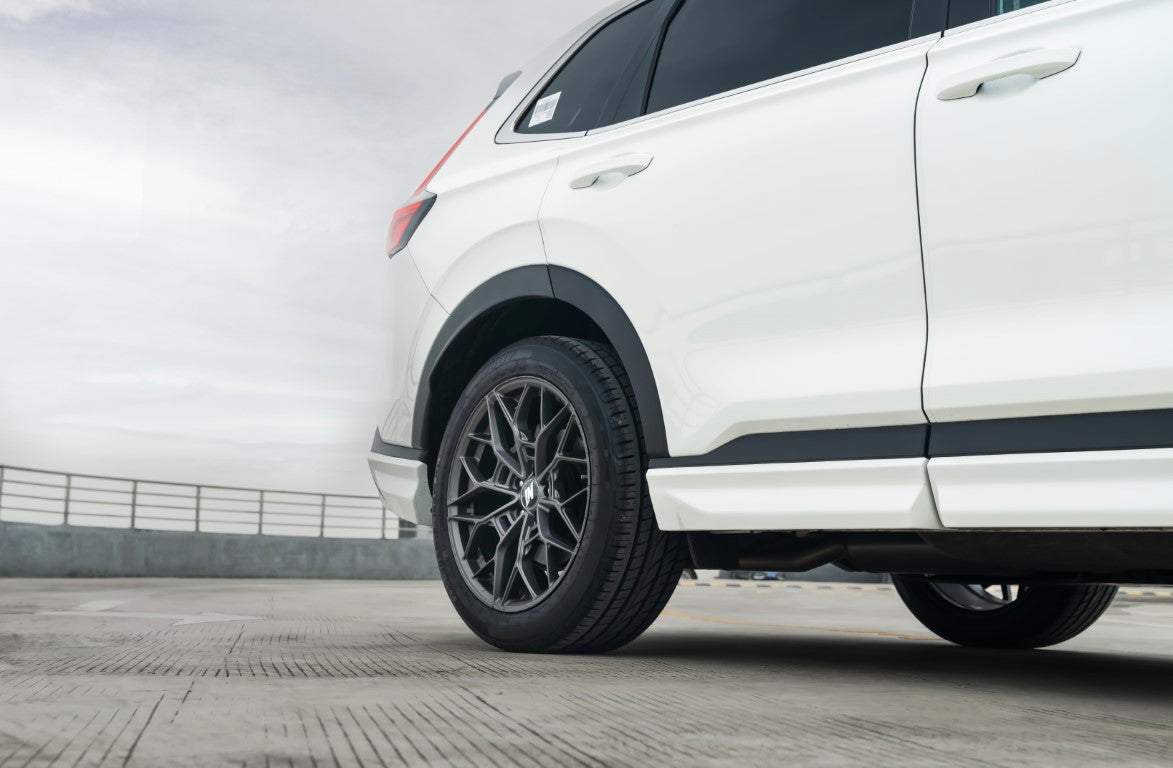 Honda CR-V 6th Gen 2023-ON with Aftermarket Parts - Side Skirts PP from Yofer.co