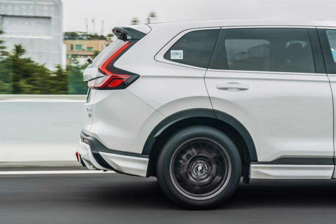 Honda CR-V 6th Gen 2023-ON with Aftermarket Parts - Side Skirts PP from Yofer.co