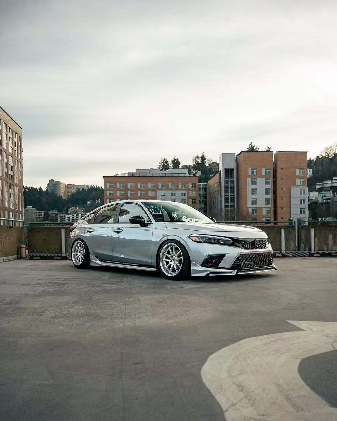 Honda Civic 11th Gen FE1 FE2 FE4 2022-ON & Civic 11th Gen FL1 FL2 FL4 2022-ON with Aftermarket Parts - Side Skirts PP from Yofer.co