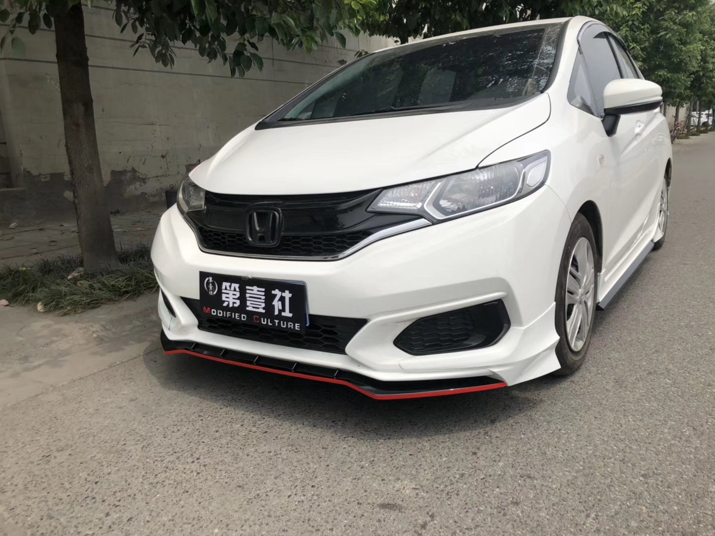 Honda Fit 3rd Gen GK3 GK4 GK5 GK6 GK7 GH7 GP5 GP6 2018 2019 2020 with Aftermarket Parts - Front Lip Splitter PP from Yofer.co