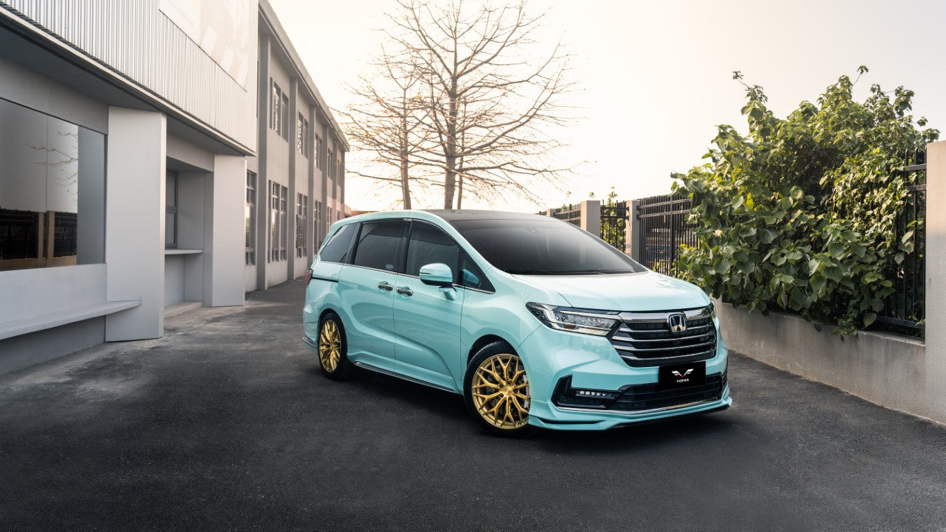Honda Odyssey EX/EX-L/LX/Sport/Touring/Elite 2021-2024 with Aftermarket Parts - Front Lip PP from Yofer.co
