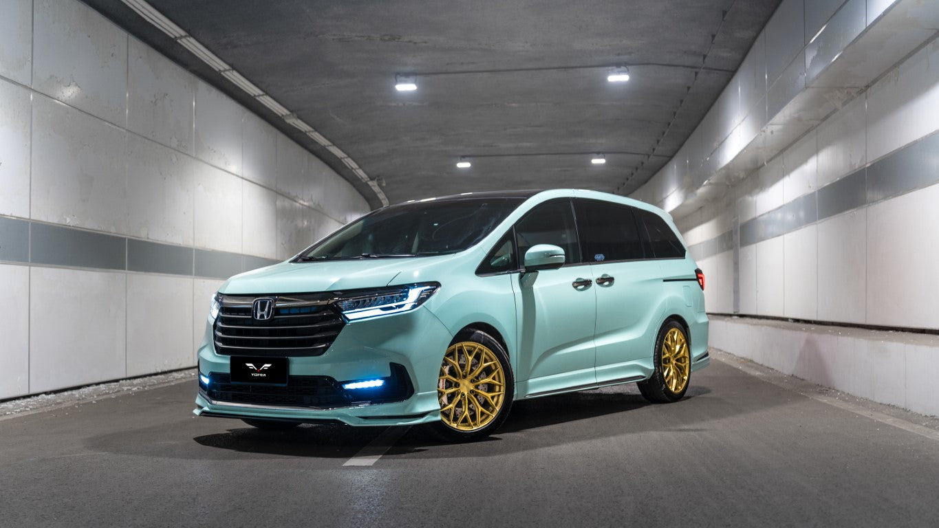 Honda Odyssey EX/EX-L/LX/Sport/Touring/Elite 2021-2024 with Aftermarket Parts - Front Lip PP from Yofer.co
