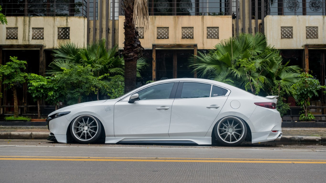 Mazda Mazda3 4th Gen BP 2019-ON with Aftermarket Parts - Side Skirts PP from Yofer.co
