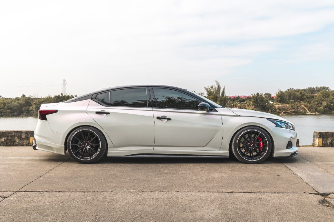 Nissan Altima  L34 2019-2022 with Aftermarket Parts - Side Skirts PP from Yofer.co