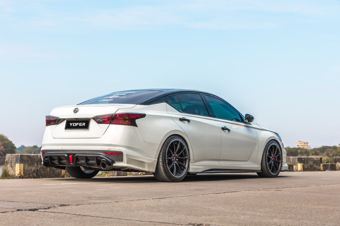 Nissan Altima  L34 2019-2022 with Aftermarket Parts - Side Skirts PP from Yofer.co