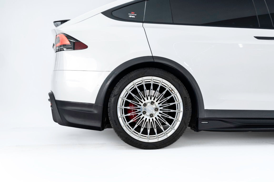 Tesla Model X Performance / Plaid / Standard Range / P100D / P90D / Long Range Plus / Base / 100D / 90D / 75D / 70D 2016-2021 with Aftermarket Parts - Rear Diffuser PP from Yofer.co