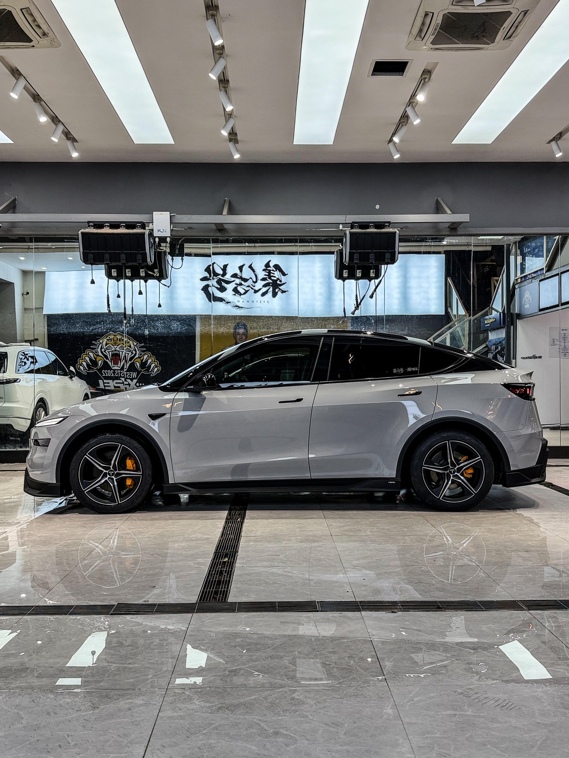 Tesla Model Y Juniper 2026-ON with Aftermarket Parts - Loong Flames Side Skirts PP Polypropylene from Yofer.co