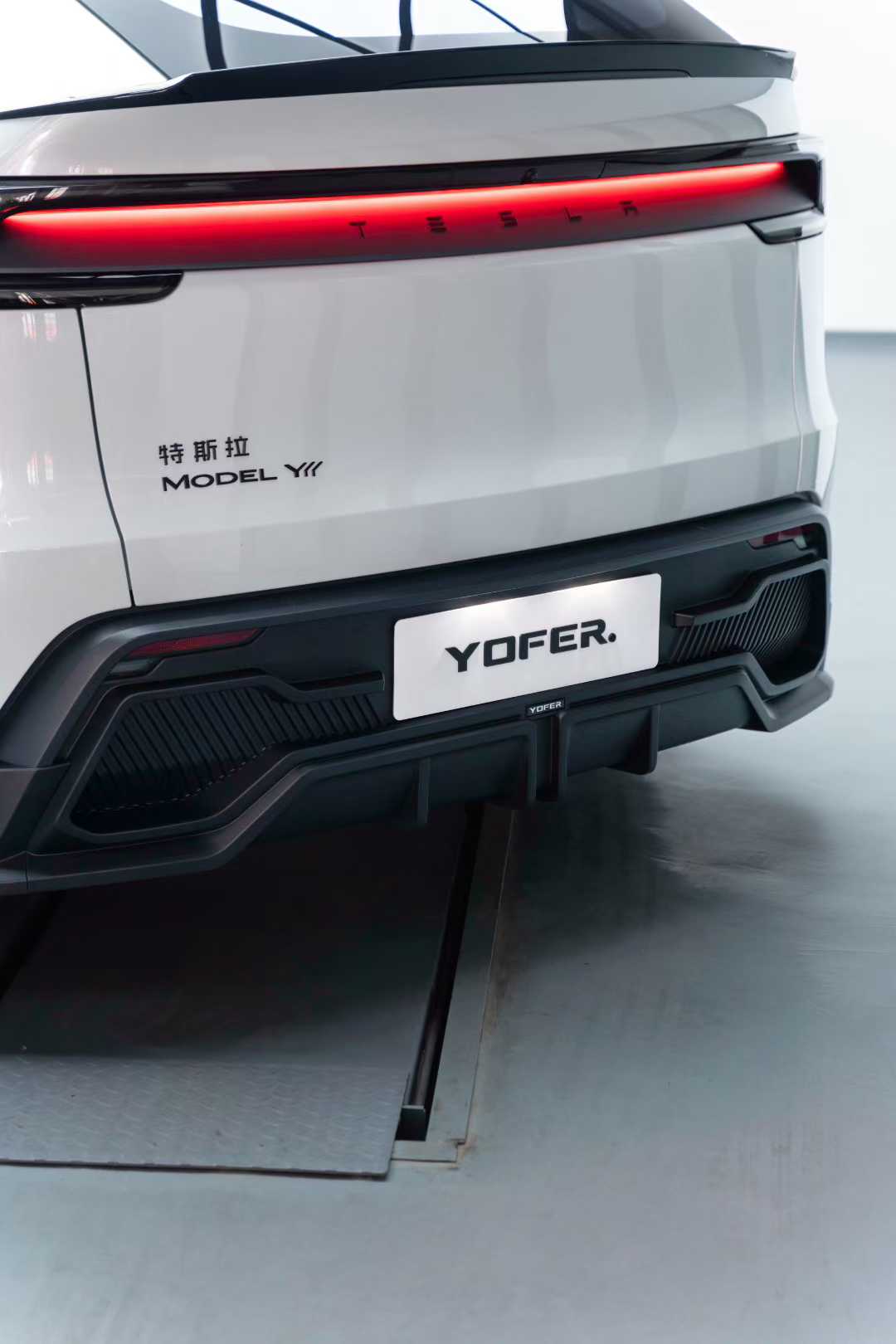 Tesla Model Y Juniper 2026-ON with Aftermarket Parts - Loong Flames Rear Diffuser PP Polypropylene from Yofer.co
