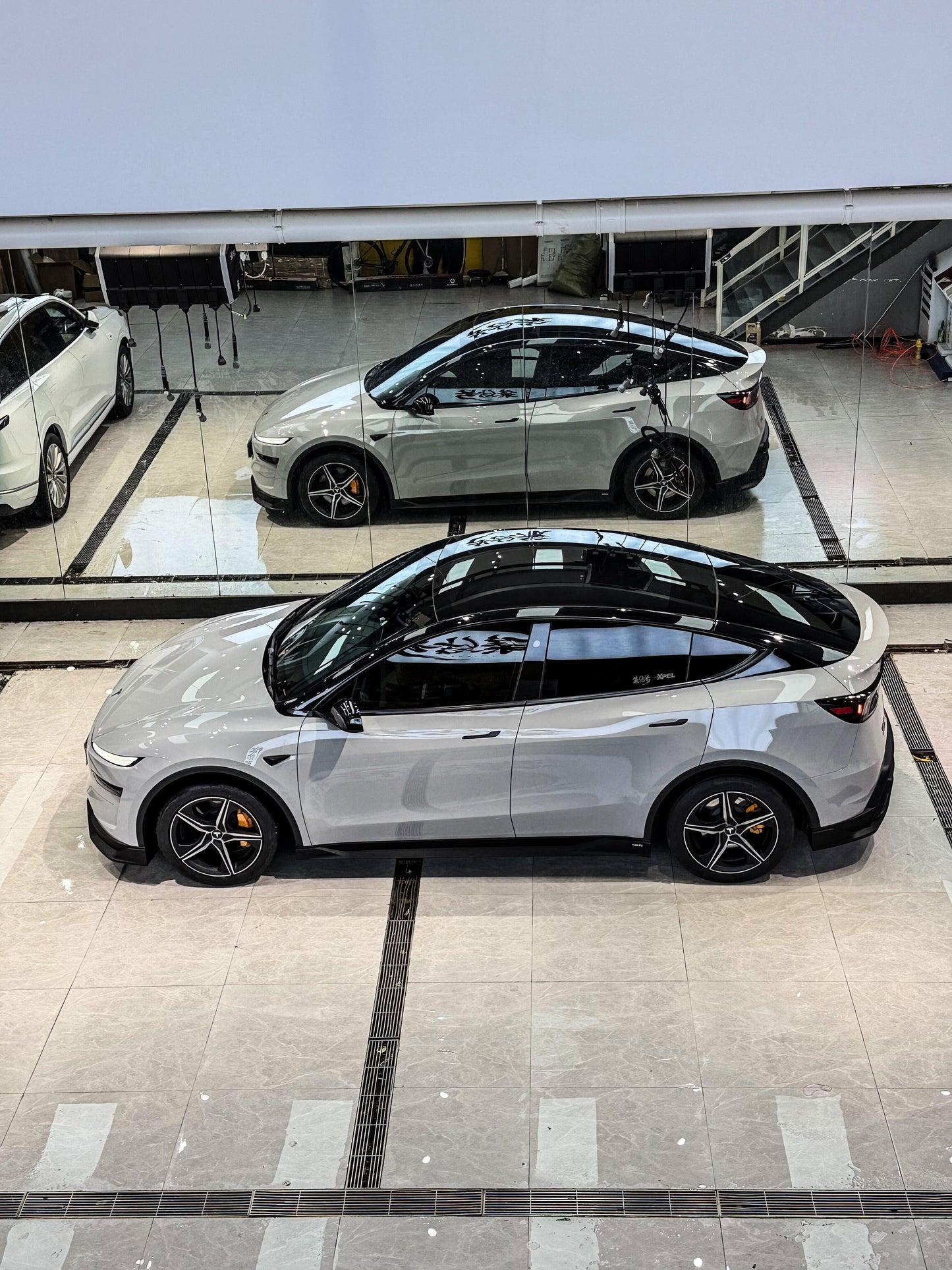 Tesla Model Y Juniper 2026-ON with Aftermarket Parts - Loong Flames Side Skirts PP Polypropylene from Yofer.co
