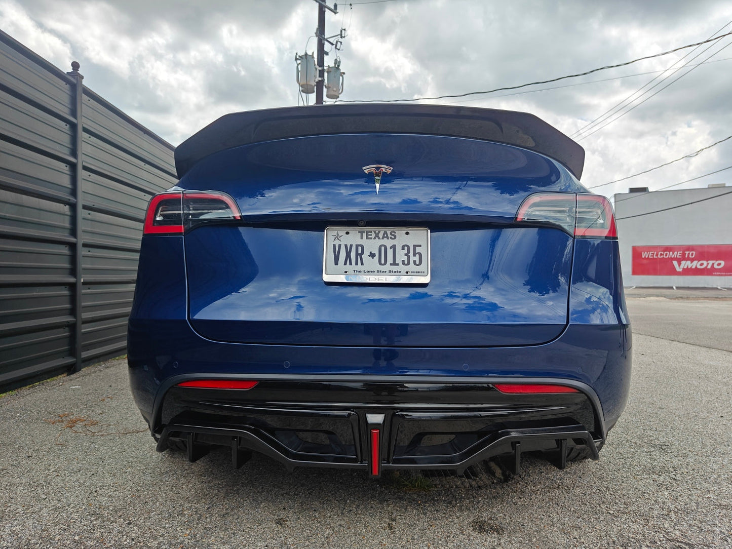 Tesla Model Y / Performance 2021 2022 2023 2024 with Aftermarket Parts - V2 Rear Diffuser PP from Yofer.co