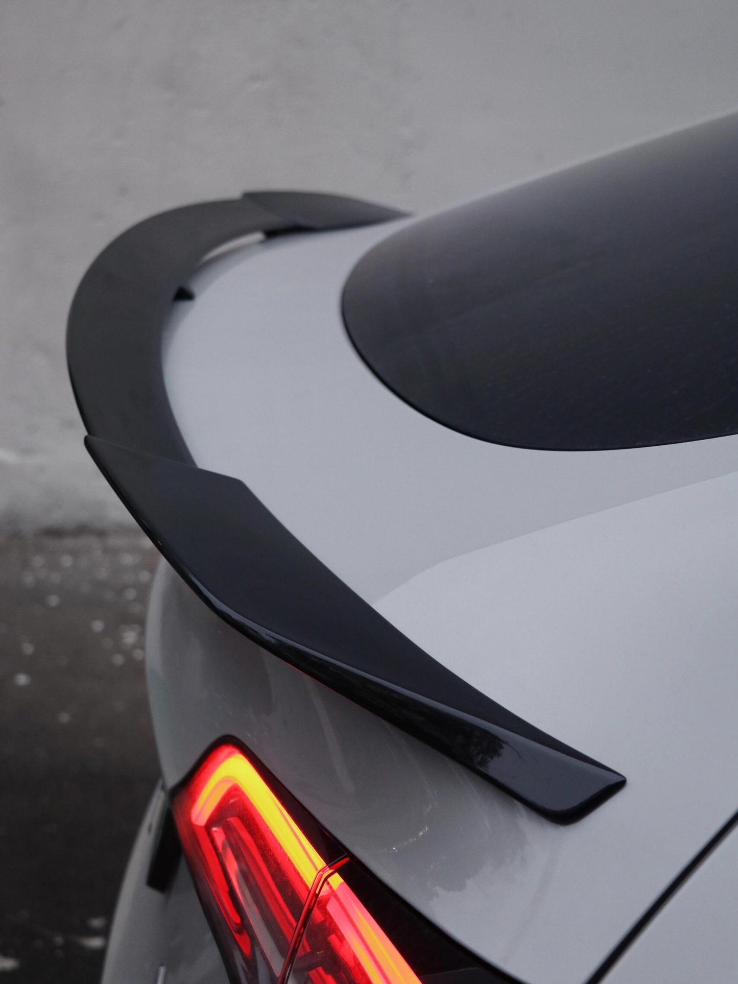 Tesla Model Y / Performance 2021 2022 2023 2024 with Aftermarket Parts - V2 Rear Lip Spoiler PP from Yofer.co
