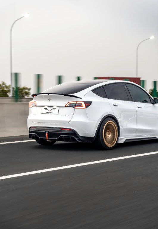 Tesla Model Y / Performance 2021 2022 2023 2024 with Aftermarket Parts - V2 Rear Diffuser PP from Yofer.co
