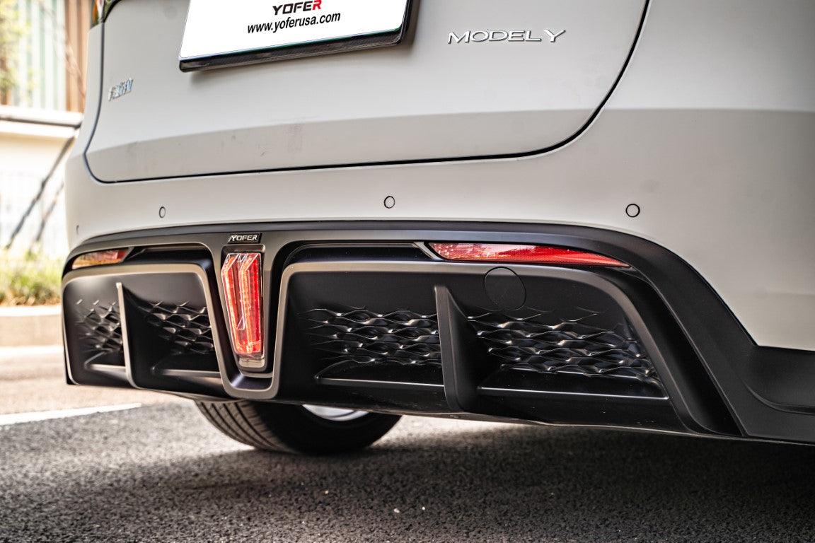 Tesla Model Y / Performance 2021-ON with Aftermarket Parts - Loong Flames Max Rear Diffuser PP from Yofer.co