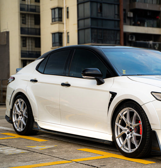Toyota Camry 8th Gen XV70 TRD SE XSE LE XLE 2018-2024 with Aftermarket Parts - Side Skirts PP from Yofer.co