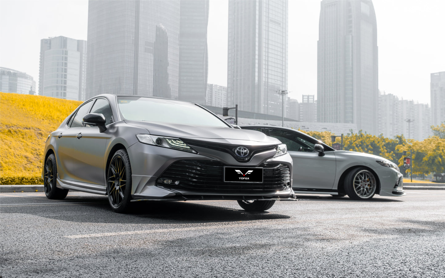 Toyota Camry 8th Gen XV70 LE XLE 2018-2020 with Aftermarket Parts - Front Lip & Side Spliters PP from Yofer.co