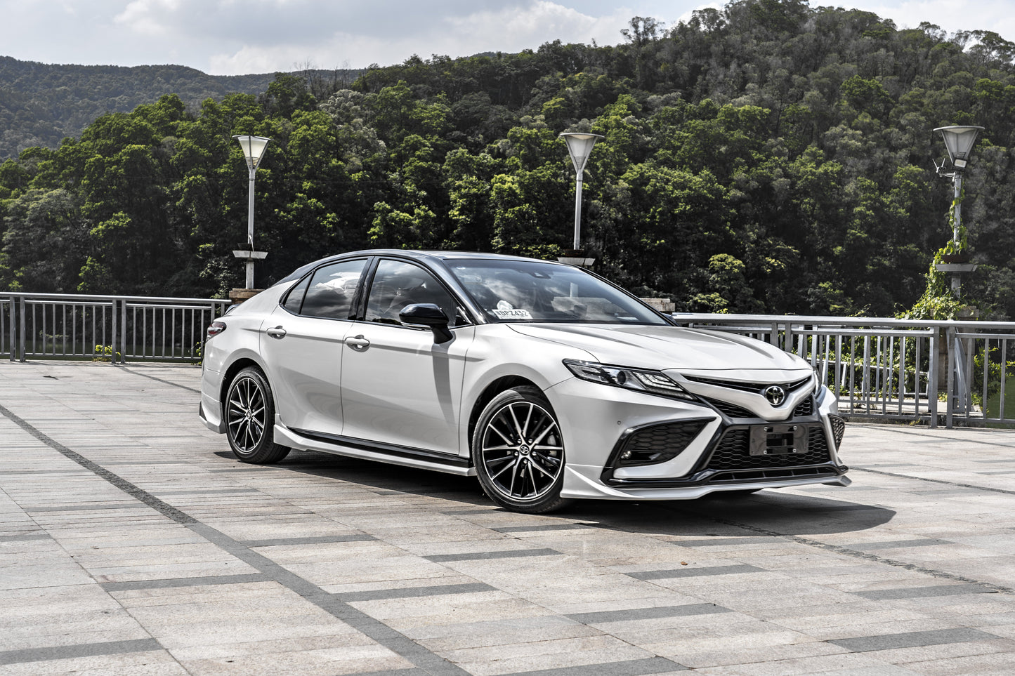 Toyota Camry 8th Gen XV70 SE XSE 2021-2024 with Aftermarket Parts - Front Lip Splitter PP from Yofer.co