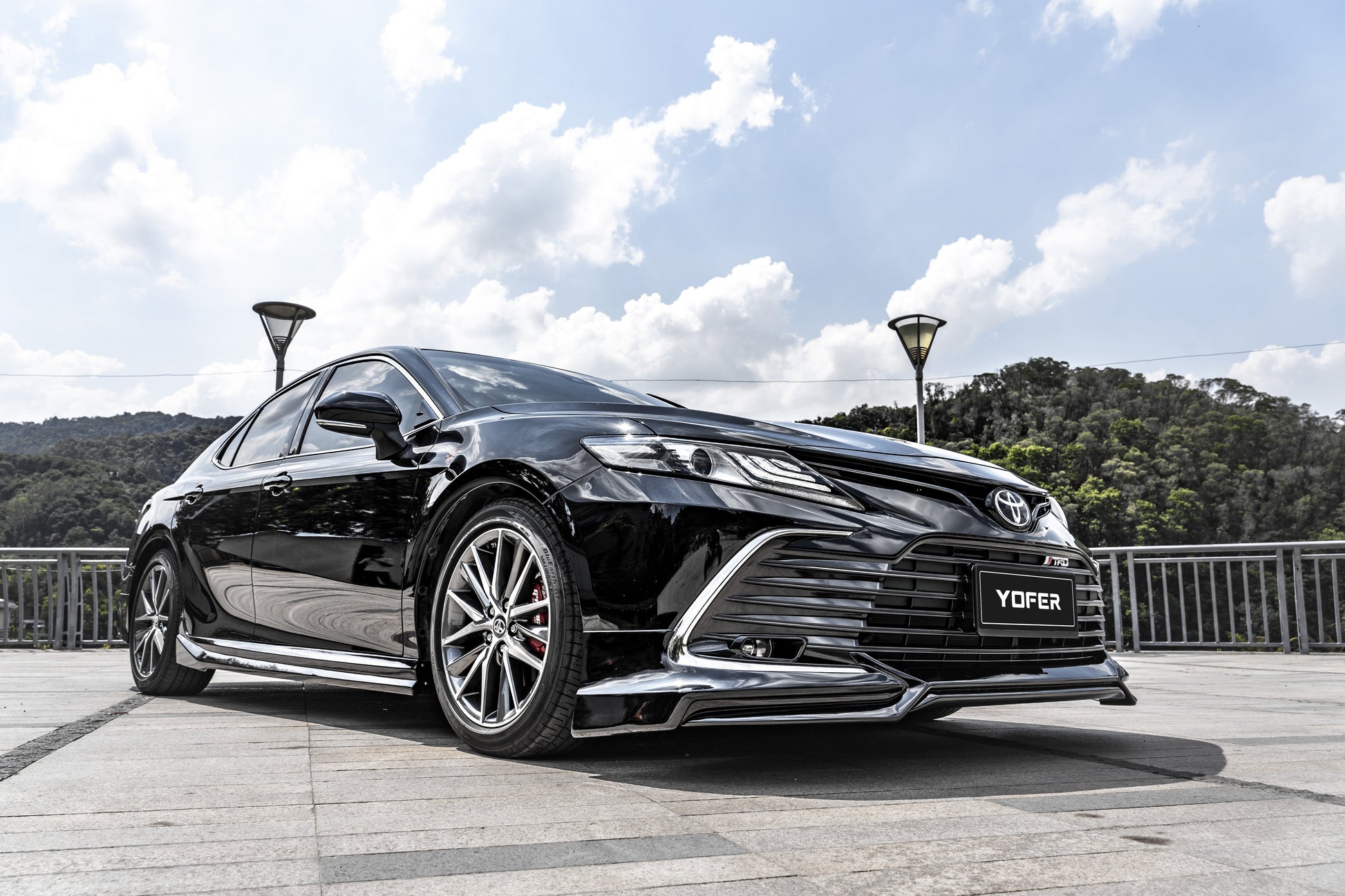 Toyota Camry 8th Gen XV70 LE XLE 2021-2024 with Aftermarket Parts - Front Lip Splitter PP from Yofer.co