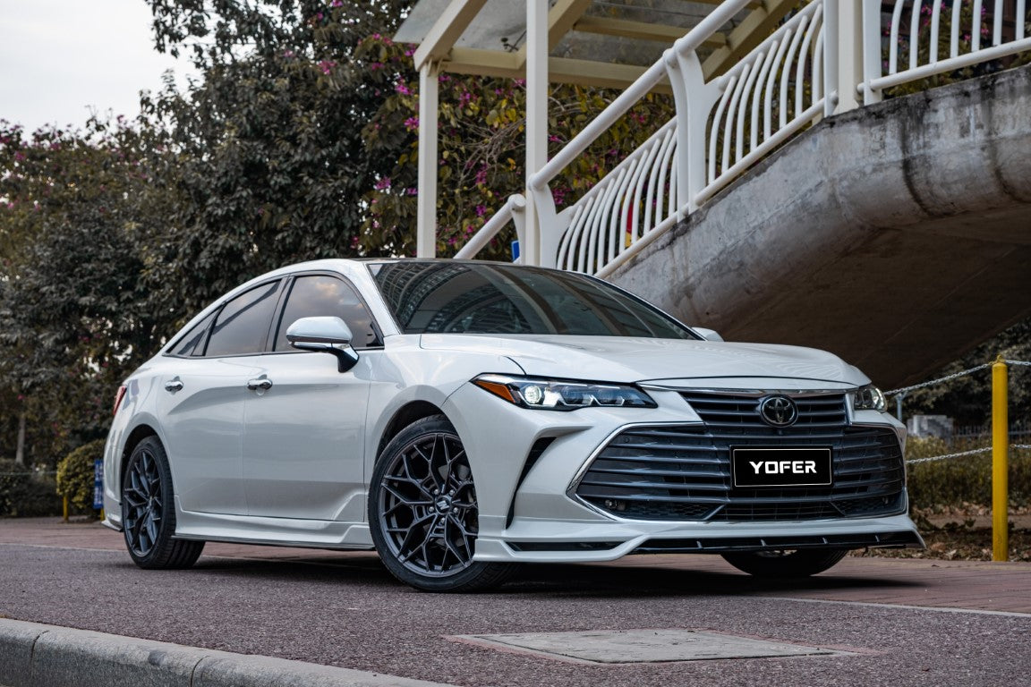 Toyota Avalon 5th Gen XX50 2019-2022 with Aftermarket Parts - Front Lip Splitter PP from Yofer.co