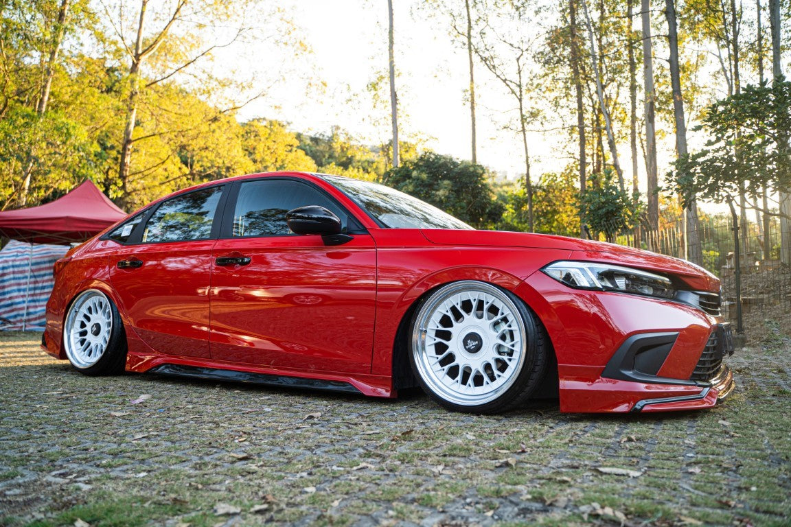 Honda Civic 11th Gen FE1 FE2 FE4 2022 2023 2024 & Civic 11th Gen FL1 FL2 FL4 2022 2023 2024 with Aftermarket Parts - V2 Style Side Skirts PP from Yofer.co