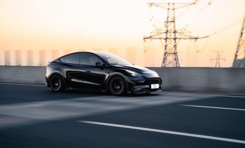 Tesla Model Y / Performance 2021-ON with Aftermarket Parts - Loong Flames Max Side Skirts PP from Yofer.co