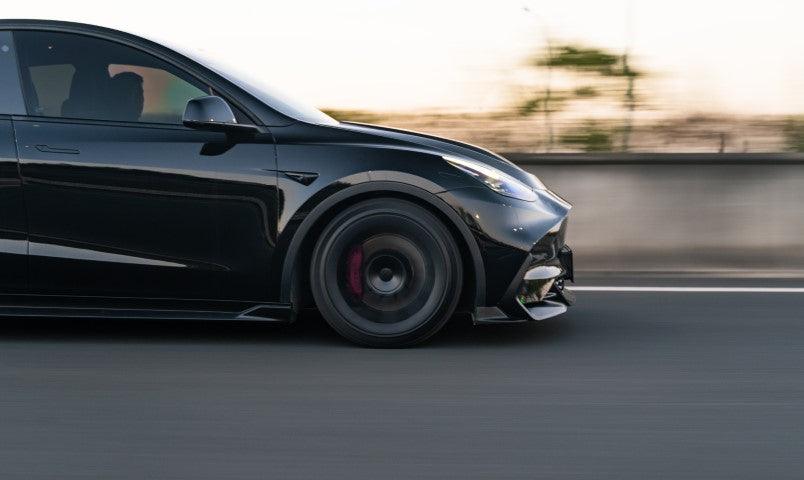Tesla Model Y / Performance 2021-ON with Aftermarket Parts - Loong Flames Max Side Skirts PP from Yofer.co